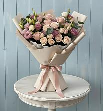 Букет цветов из:  Розы и Лизиантусы #REPLACE_PRED# Поселок санатория имени Герцена