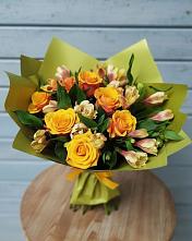 Букет цветов из:  Альстромерии и Розы в Поселок санатория имени Герцена
