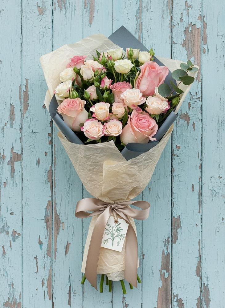 Букет цветов из: Розы в Поселок санатория имени Герцена