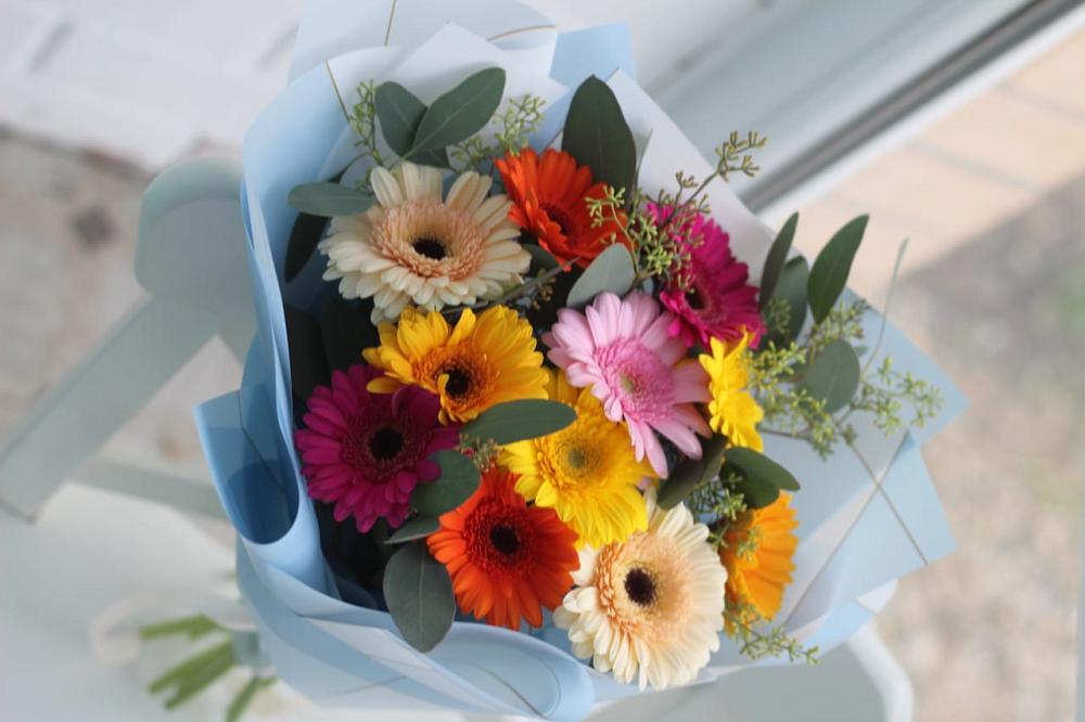 Букет цветов из: Герберы в Поселок санатория имени Герцена