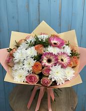 Букет цветов из:  Розы, Герберы и Хризантемы в Поселок санатория имени Герцена