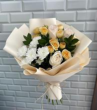 Букет цветов из:  Розы и Хризантемы в Поселок санатория имени Герцена