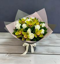 Букет цветов из:  Орхидеи и Розы в Поселок санатория имени Герцена