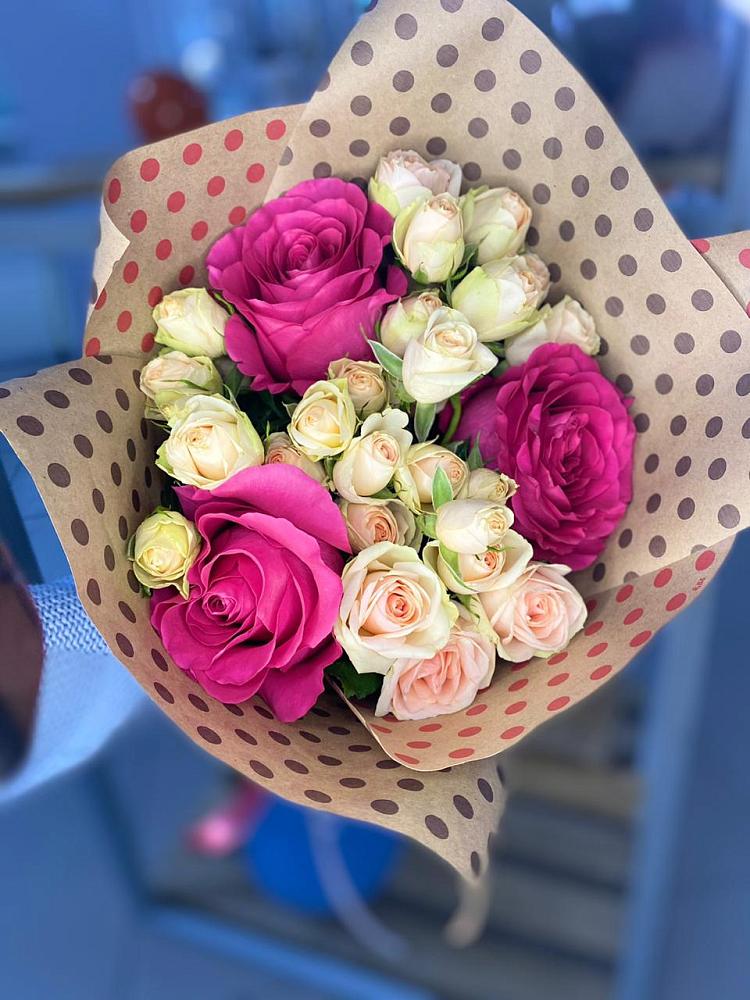 Букет цветов из: Розы в Поселок санатория имени Герцена