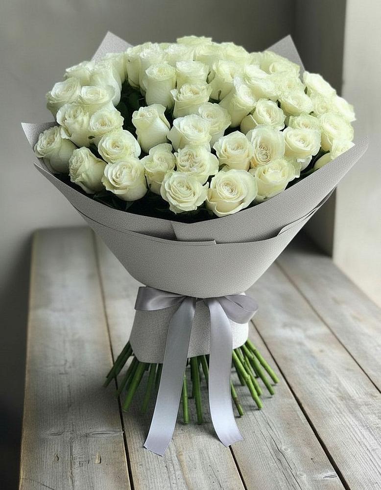 Букет 35 Белых роз в Поселок санатория имени Герцена