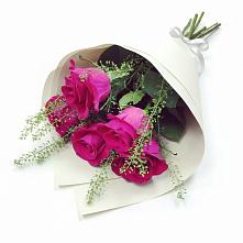 Букет цветов из:  Розы в Поселок санатория имени Герцена