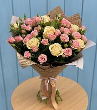 Букет цветов из:  Розы в Поселок санатория имени Герцена