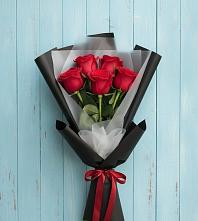 Букет цветов из:  Розы #REPLACE_PRED# Поселок санатория имени Герцена