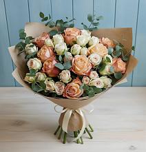 Букет цветов из:  Альстромерии и Розы в Поселок санатория имени Герцена