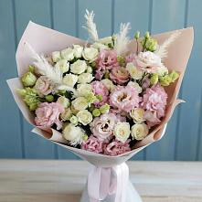 Букет цветов из:  Альстромерии и Розы в Поселок санатория имени Герцена