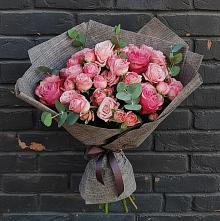Букет цветов из:  Розы в Поселок санатория имени Герцена