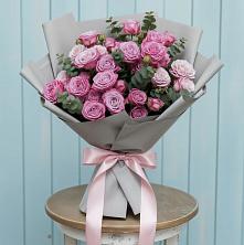Букет цветов из:  Розы в Поселок санатория имени Герцена